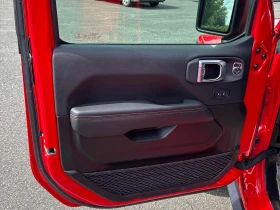 Jeep Wrangler * Rubicon 392 * CARFAX * ЦЕНА ДО БГ, снимка 12