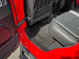 Jeep Wrangler * Rubicon 392 * CARFAX * ЦЕНА ДО БГ, снимка 13