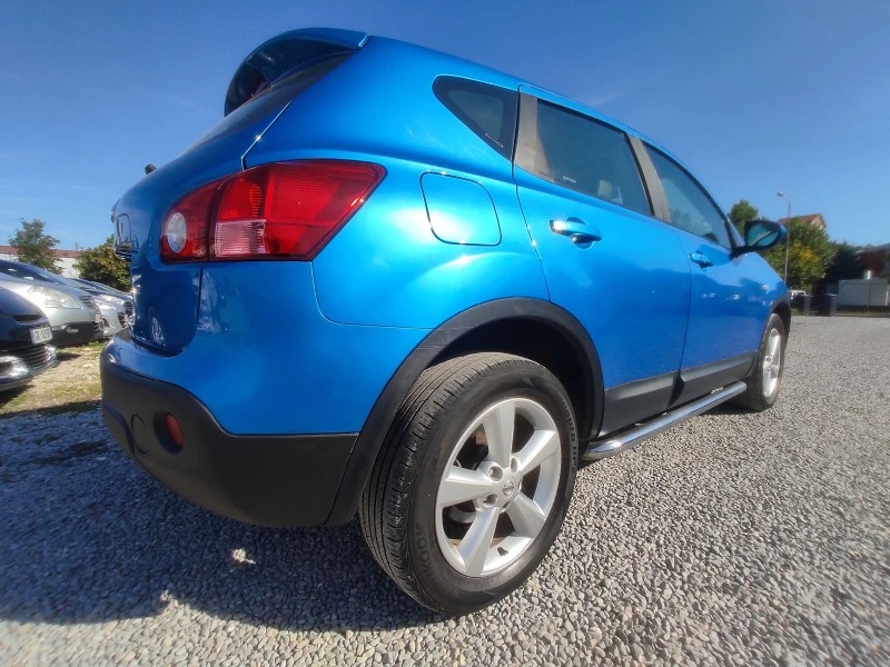 Nissan Qashqai 2.0i/NAVI/4X4/AUTOMATIC/140K.C., снимка 5 - Автомобили и джипове - 46771525