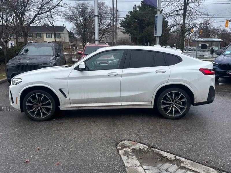 BMW X4 2022 xDrive30i * CARFAX * БЕЗ ПЪРВОНАЧАЛНА ВНОСКА, снимка 3 - Автомобили и джипове - 52861707