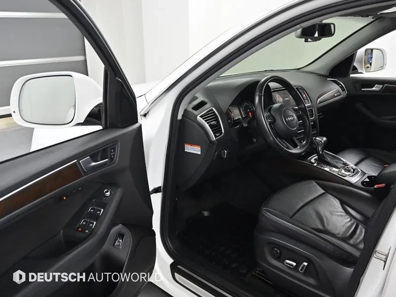 Audi Q5 3.0 TDI Quattro - САМО 30% АВАНС, снимка 11 - Автомобили и джипове - 56007926