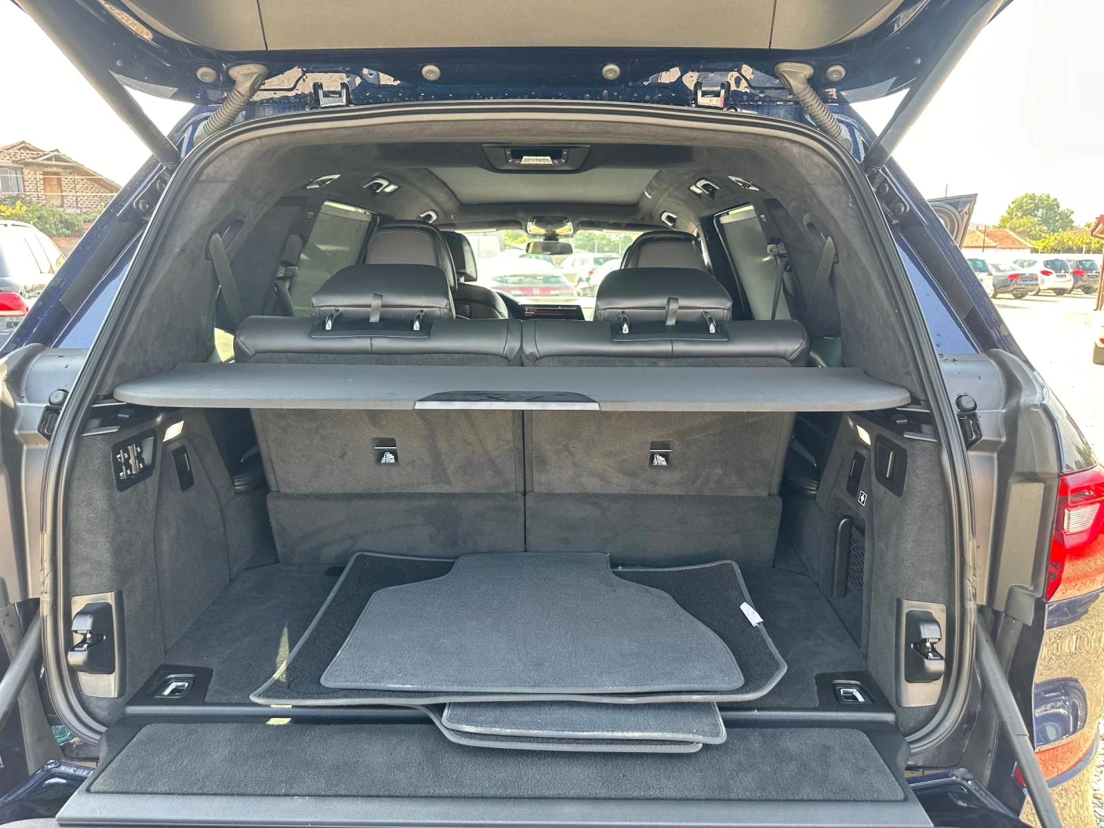 BMW X7 M50i | Mobile.bg   12