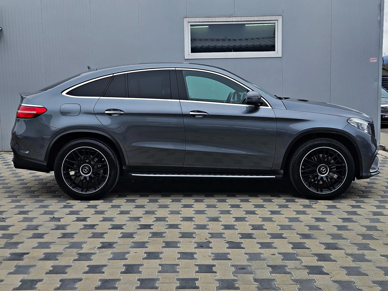 Mercedes-Benz GLE Coupe 500AMG/GERMANY/AIR/360CAM/DISTR/PANO/ПОДГРЕВ/LIZIN - изображение 4