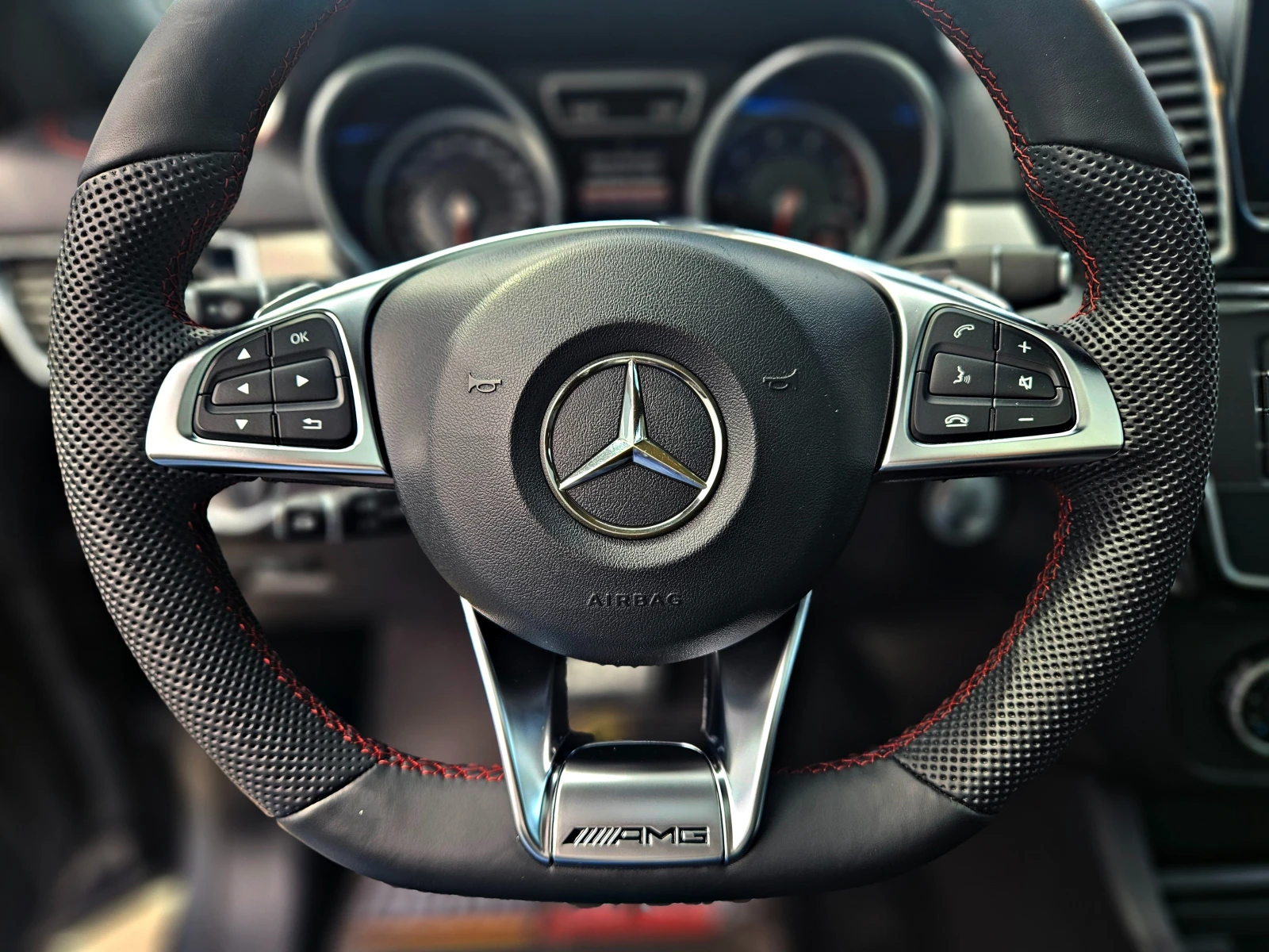 Mercedes-Benz GLE Coupe 500AMG/GERMANY/AIR/360CAM/DISTR/PANO/ПОДГРЕВ/LIZIN - изображение 10