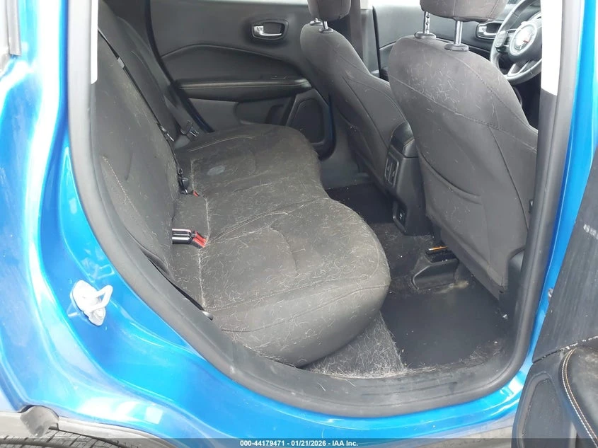 Jeep Compass 2.4l Sport Fwd, снимка 8 - Автомобили и джипове - 53964969