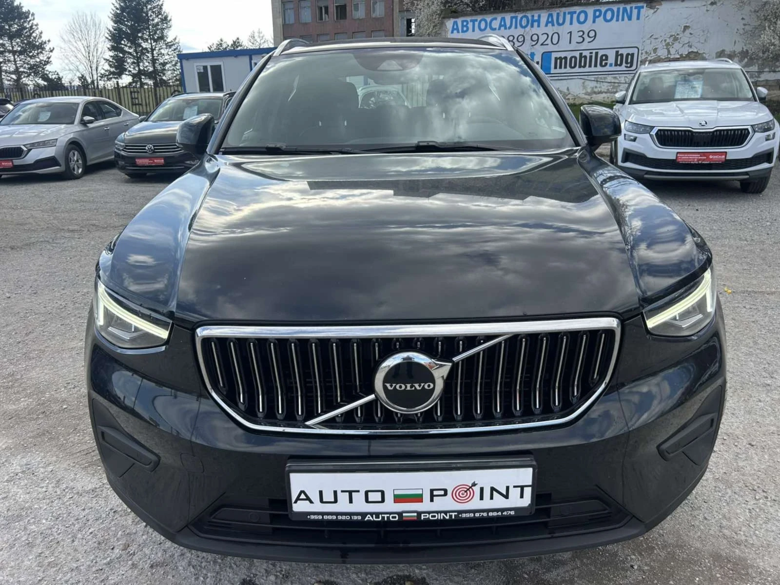 Volvo XC40 PLUG in Hybrid , снимка 2 - Автомобили и джипове - 54085973