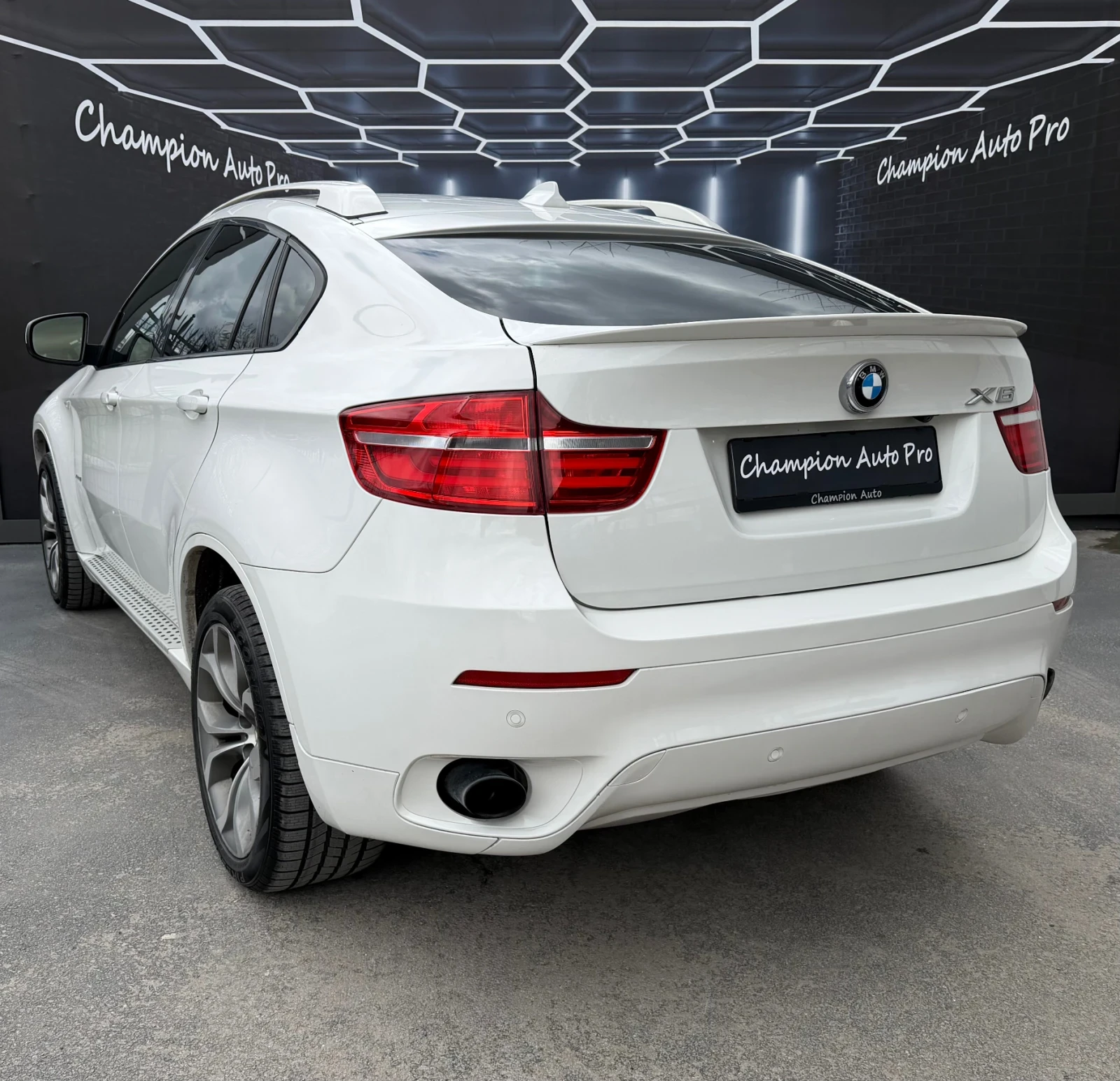 BMW X6 3.5i M-Packet 63000км., снимка 4 - Автомобили и джипове - 54156474