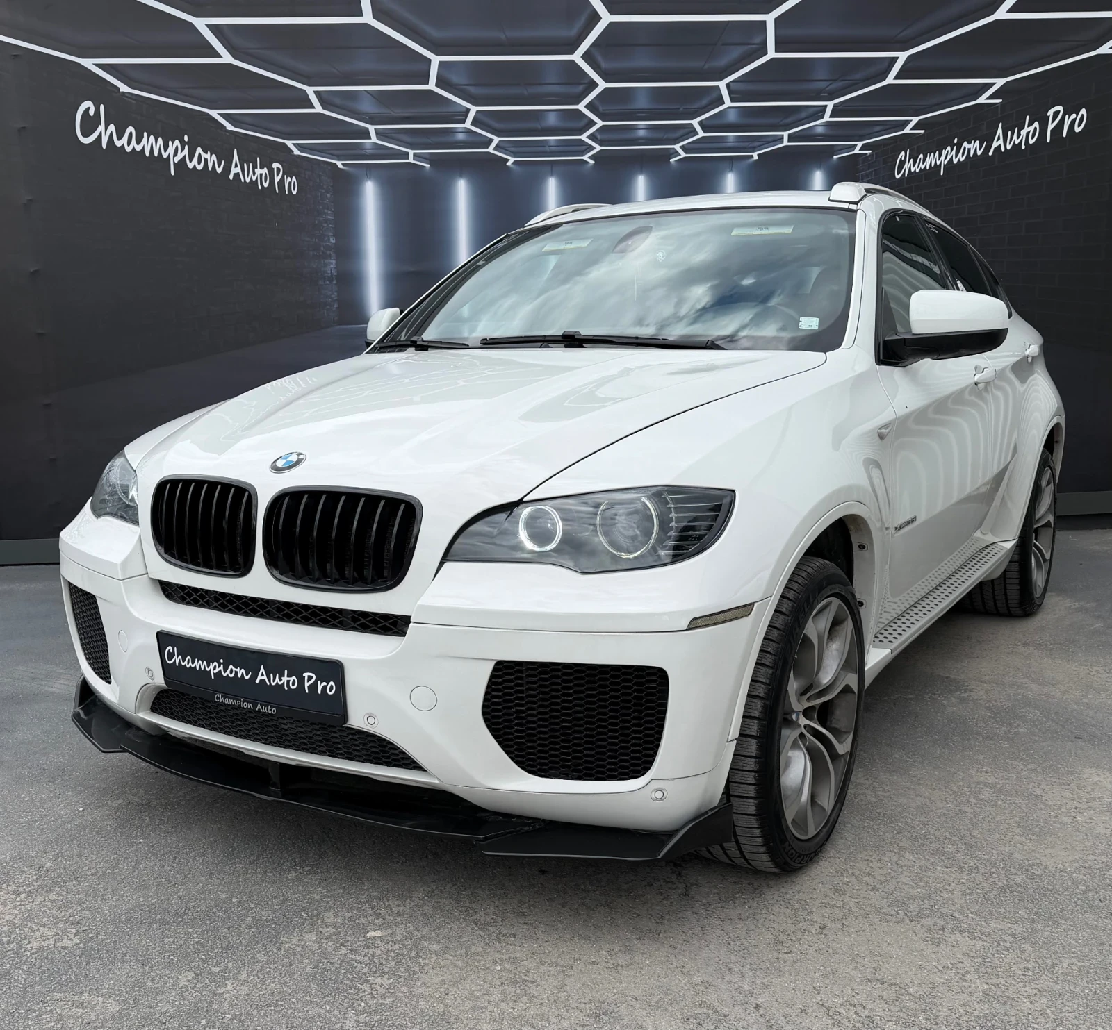 BMW X6 3.5i M-Packet 63000км.