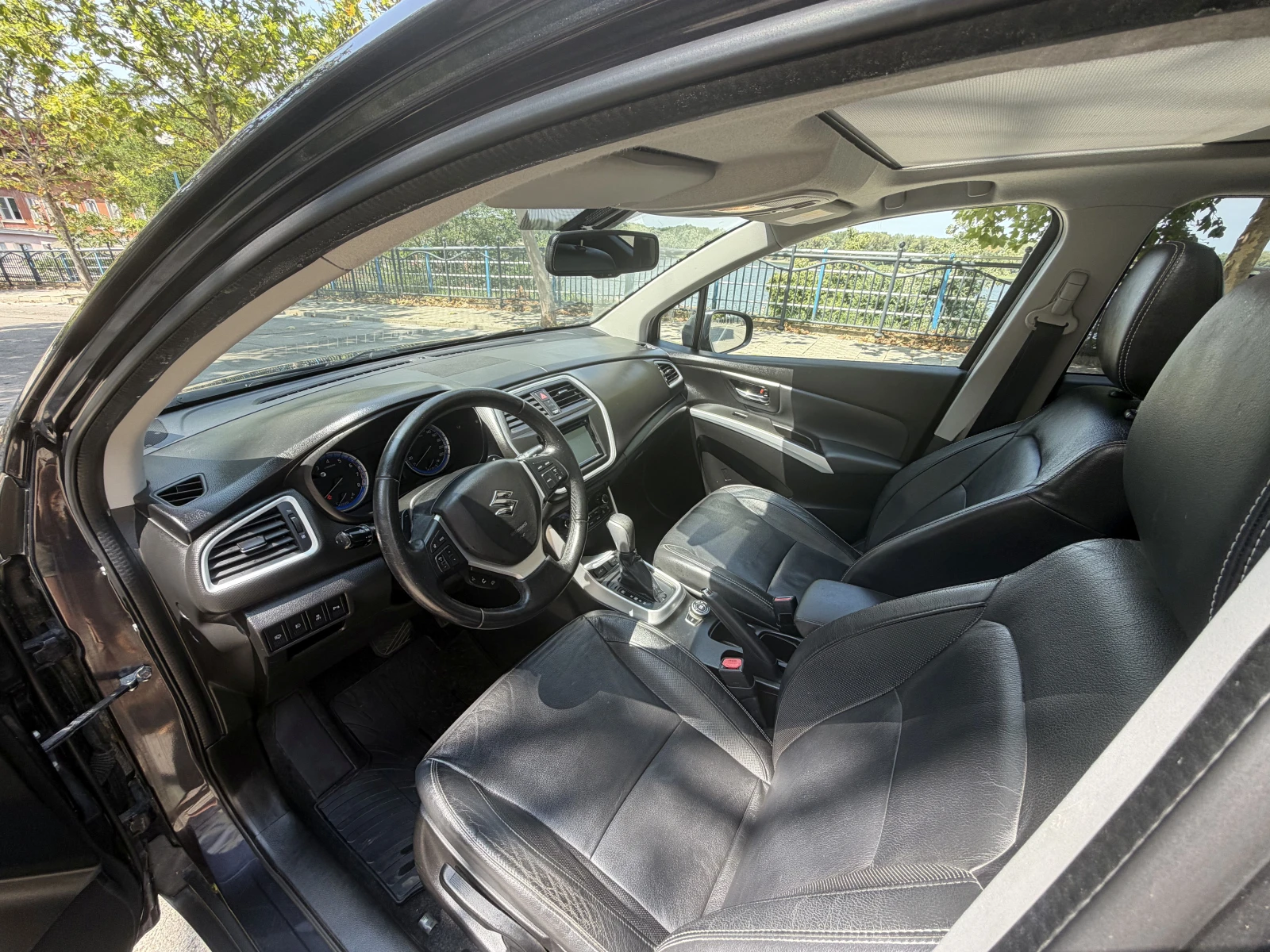 Suzuki SX4 S-Cross 1.6i, снимка 12 - Автомобили и джипове - 55616791