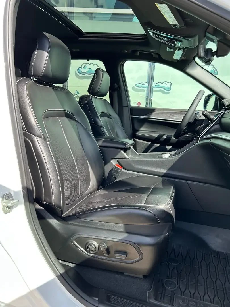 Jeep Grand cherokee LIMITED ЦЕНА ДО БЪЛГАРИЯ АВТОКРЕДИТ, снимка 5 - Автомобили и джипове - 55626796