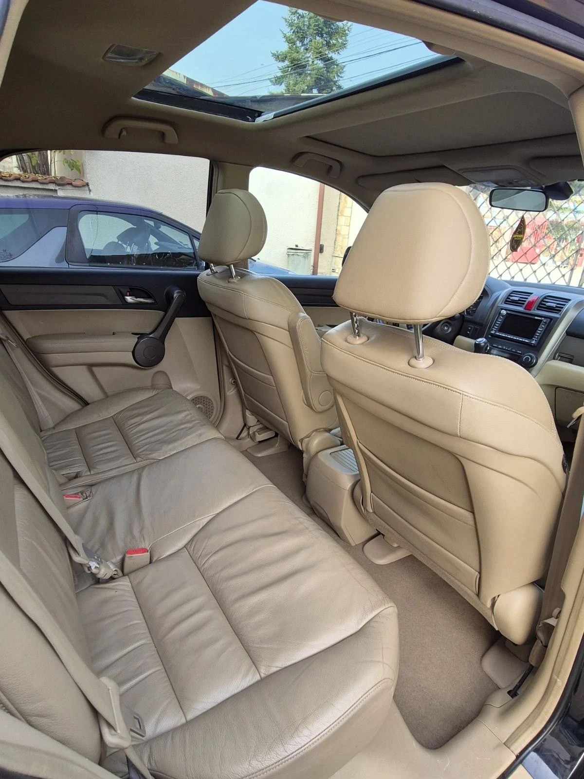 Honda Cr-v Executive, снимка 11 - Автомобили и джипове - 55988597