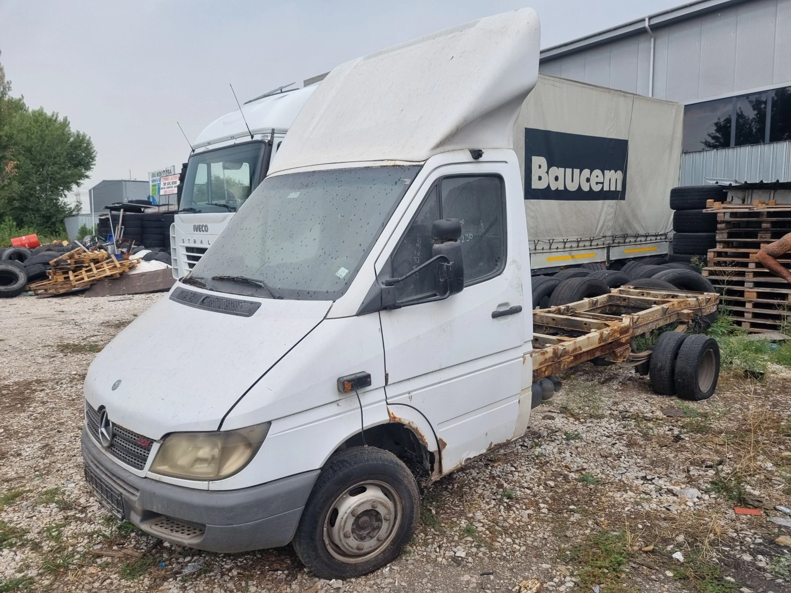 Mercedes-Benz Sprinter 413 413 130 к.с 611-мотор автом. - изображение 2