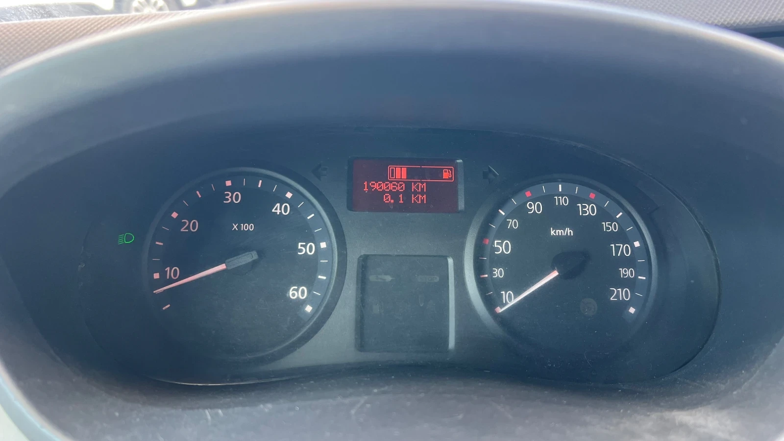 Renault Trafic 2.0 115 ���� 5 ����� | Mobile.bg � ����������� 8