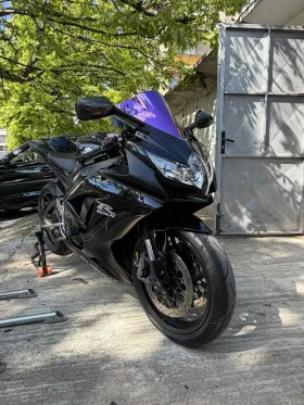 ������ Suzuki Gsxr