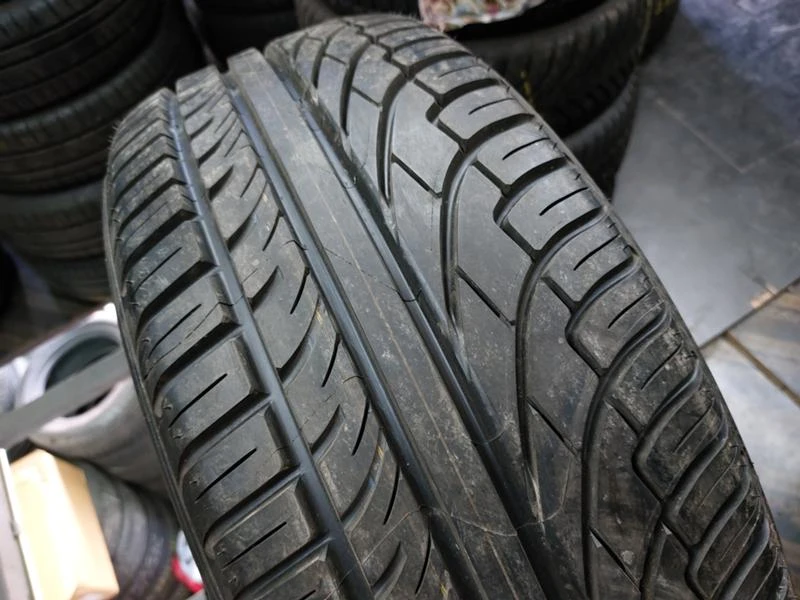 Гуми Летни 225/55R16, снимка 1 - Гуми и джанти - 37112576