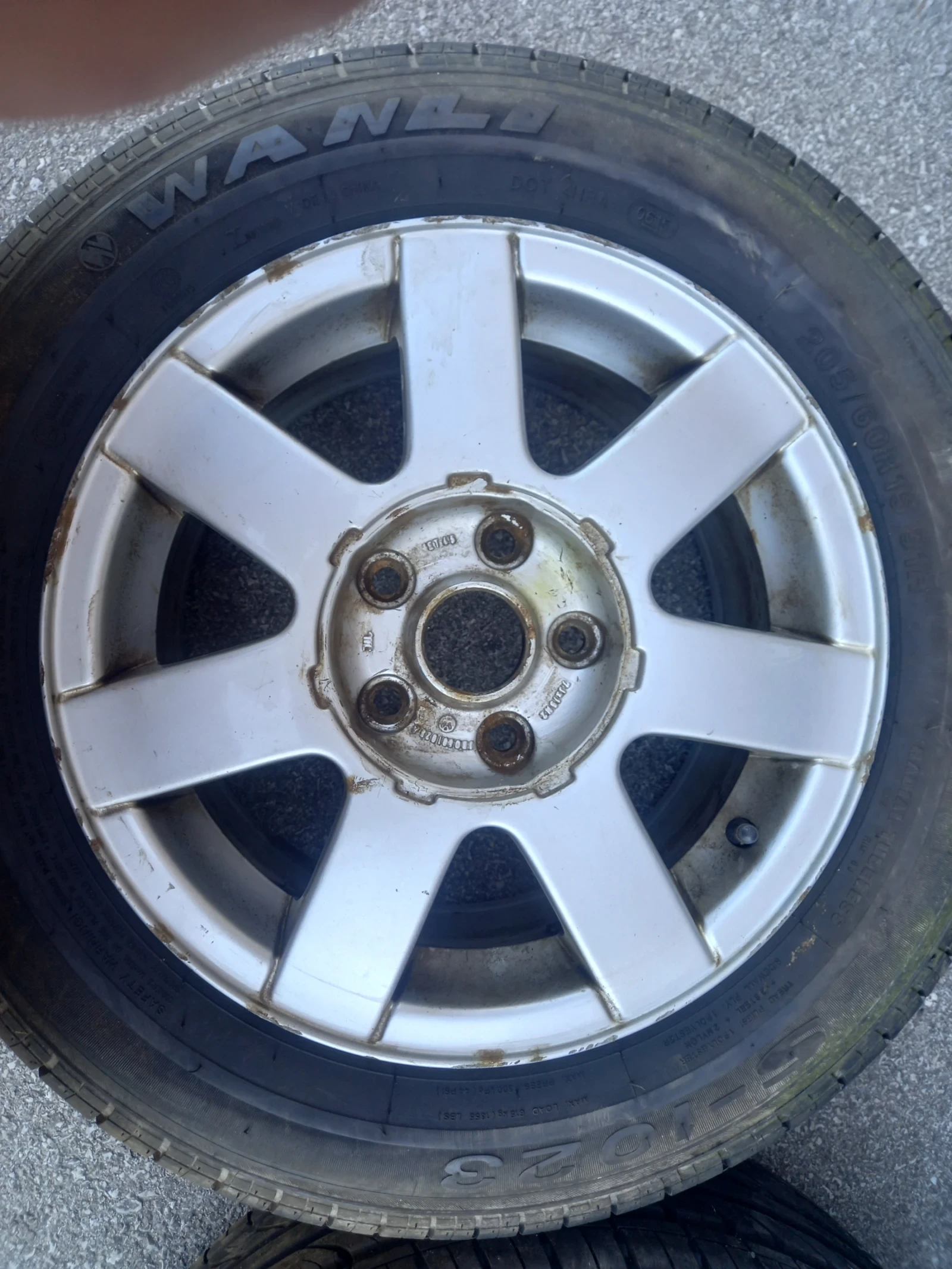    205/60R15 | Mobile.bg   4