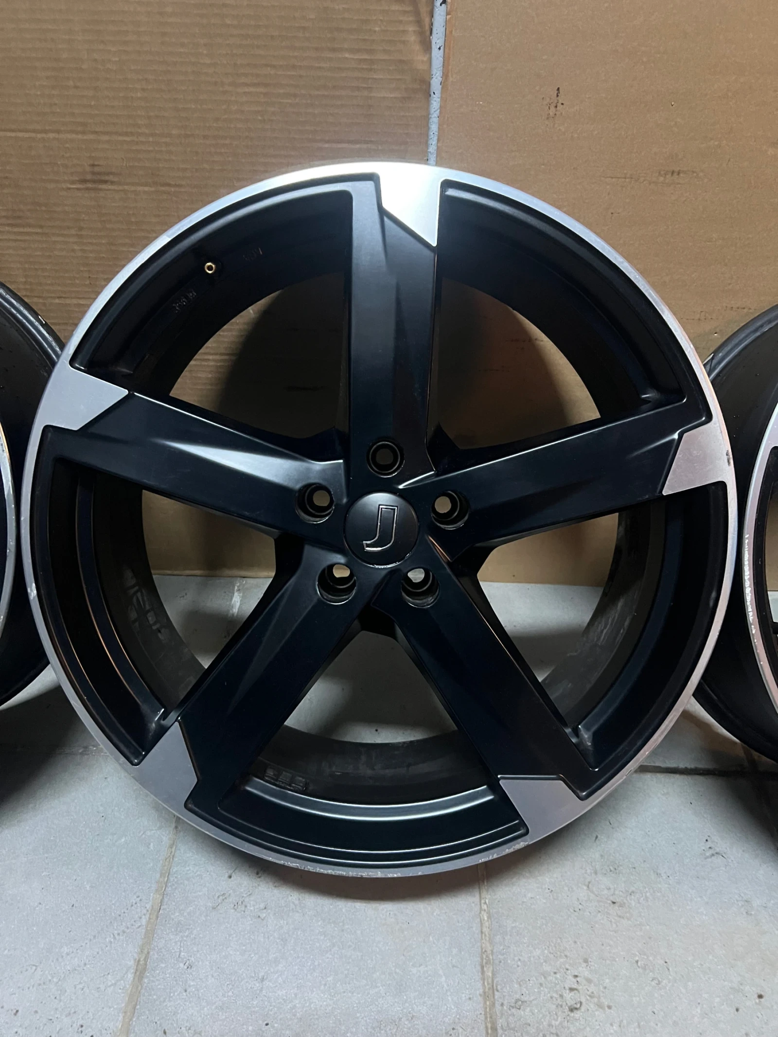 ������ | Mobile.bg � ����������� 1