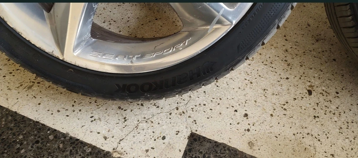Гуми с джанти Hankook 225/40R18, снимка 6 - Гуми и джанти - 54102807