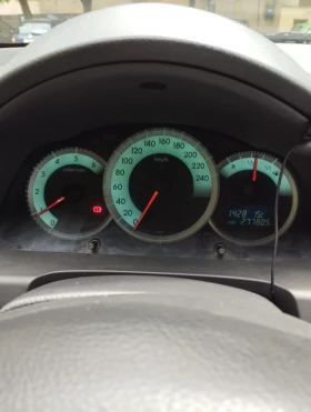 Toyota Corolla verso 2.2 136, снимка 6