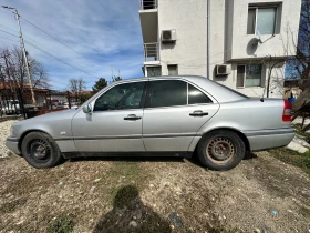 Mercedes-Benz C 200, снимка 2