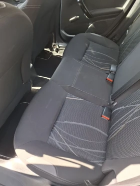 Peugeot 208 1.2i, снимка 9