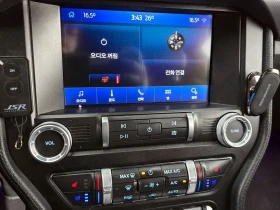 Ford Mustang 2.3 - САМО 30% АВАНС, снимка 16