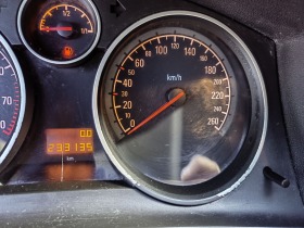 Opel Zafira 1.8 i Газ-Бензин, снимка 14