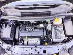 Opel Zafira 1.8 i Газ-Бензин, снимка 15