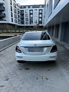 Mercedes-Benz E 300 4 Matic - 61000 лв. / 31188.80 € - 81115554 4