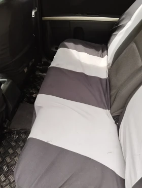 Toyota Corolla verso 2.2 136 - 5100 € / 9974.73 лв. - 77702318 9