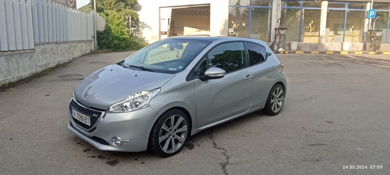 Peugeot 208 1.4 VTI 95кс  , снимка 1 - Автомобили и джипове - 45898493