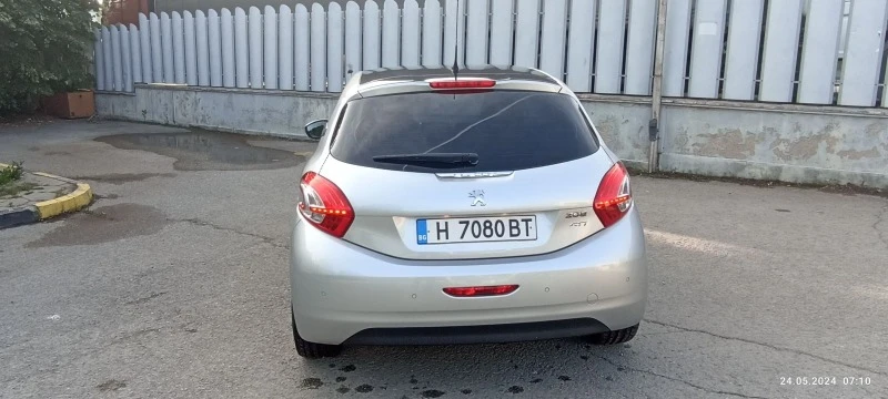 Peugeot 208 1.4 VTI 95кс  , снимка 6 - Автомобили и джипове - 45898493