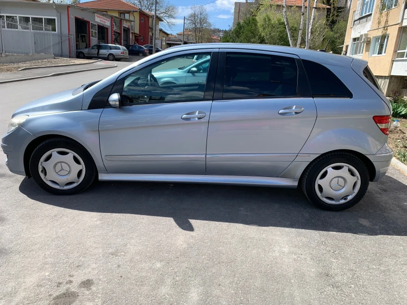 Mercedes-Benz B 200, снимка 4 - Автомобили и джипове - 47846380