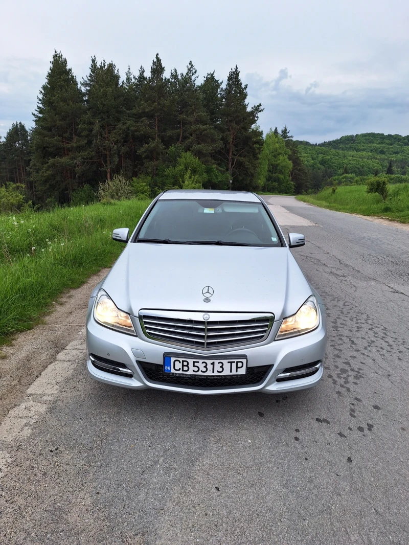 Mercedes-Benz C 200 Седан, снимка 6 - Автомобили и джипове - 48097677