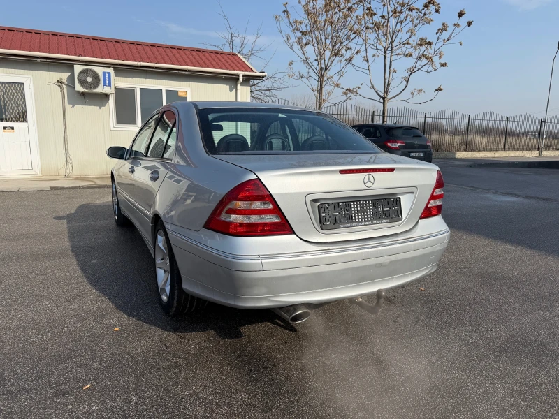 Mercedes-Benz C 180 NAVI SPORT Edition, снимка 3 - Автомобили и джипове - 48953887