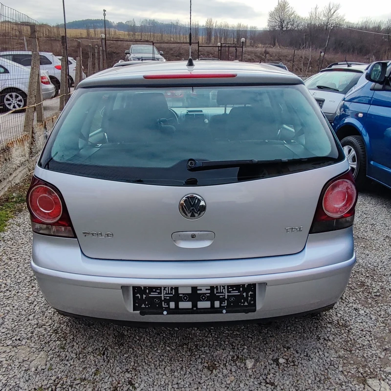 VW Polo 1.4* TDI* KLIMATRONIK* 130.хкм* , снимка 6 - Автомобили и джипове - 48994309