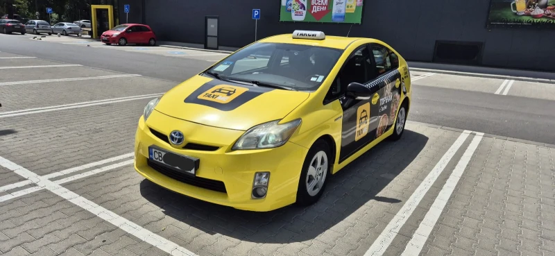 Toyota Prius 1.8 Hybrid 135к.с.