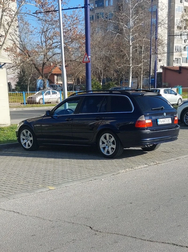 BMW 330