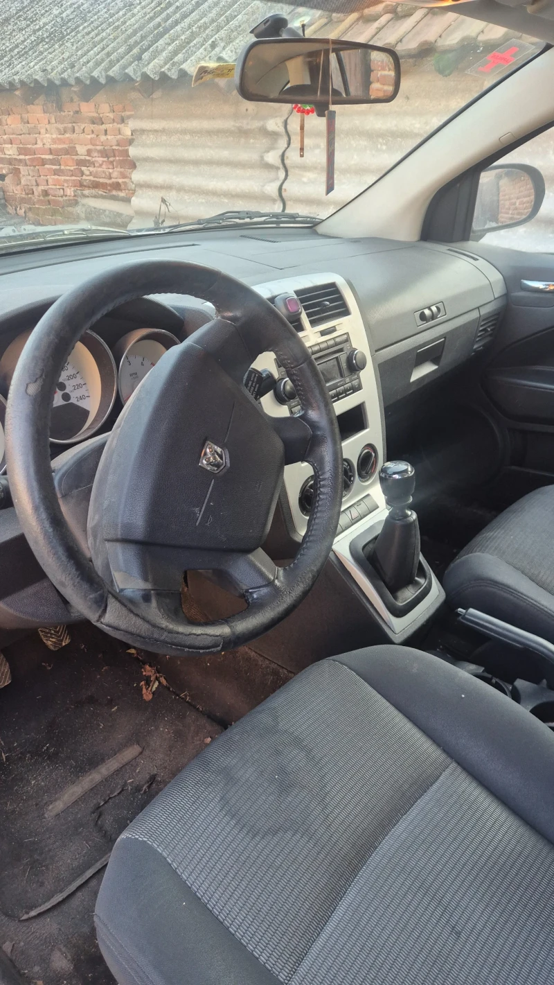 Dodge Caliber, снимка 5 - Автомобили и джипове - 53406258