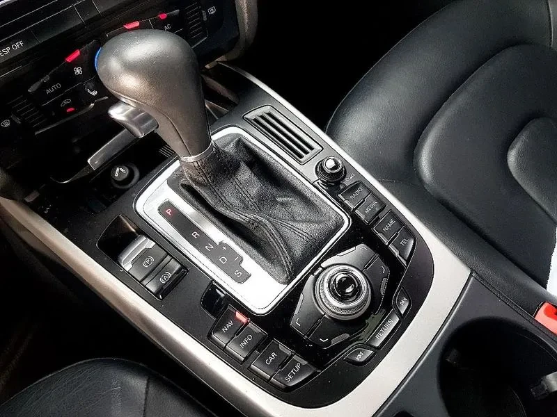 Audi A4 2.0 TFSI Quattro, снимка 12 - Автомобили и джипове - 54548631