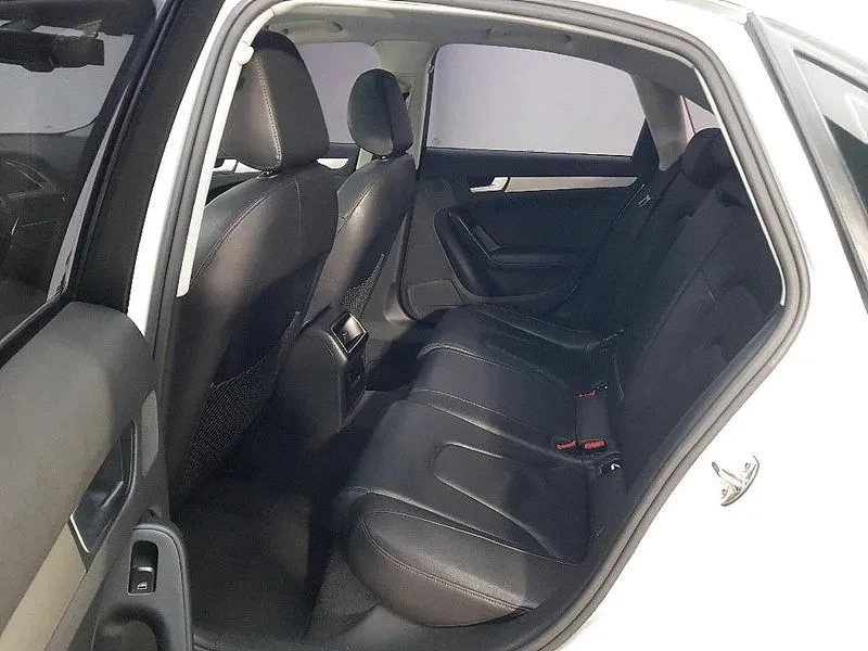 Audi A4 2.0 TFSI Quattro, снимка 9 - Автомобили и джипове - 54548631