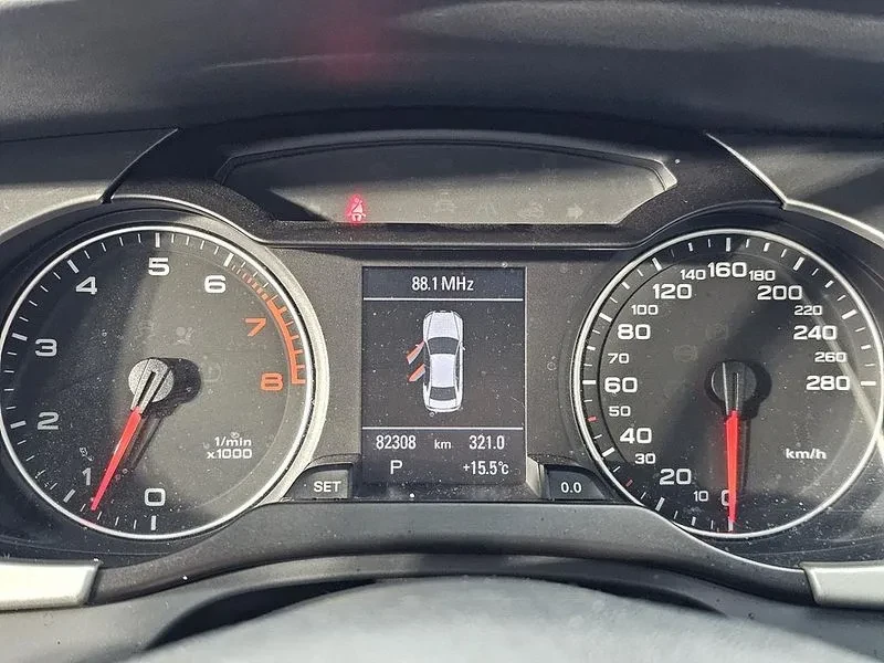 Audi A4 2.0 TFSI Quattro, снимка 7 - Автомобили и джипове - 54548631