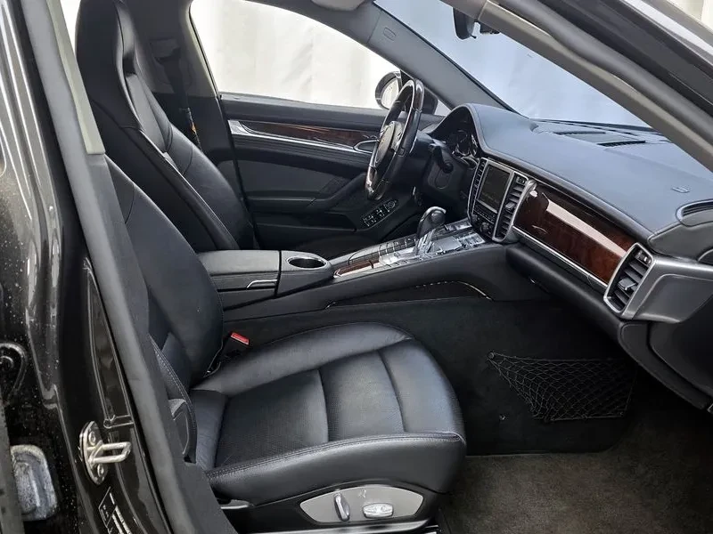 Porsche Panamera 3.6 AWD - САМО 30% АВАНС, снимка 11 - Автомобили и джипове - 56255549