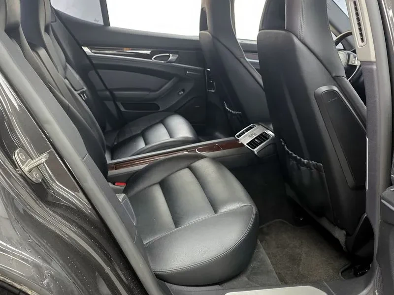 Porsche Panamera 3.6 AWD - САМО 30% АВАНС, снимка 12 - Автомобили и джипове - 56255549