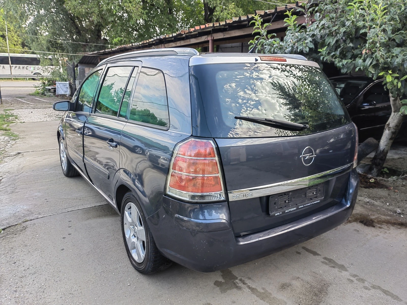 Opel Zafira 1.8 i Газ-Бензин - изображение 3