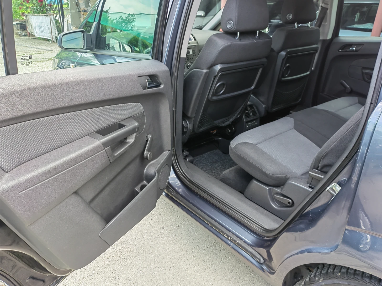 Opel Zafira 1.8 i Газ-Бензин - изображение 8