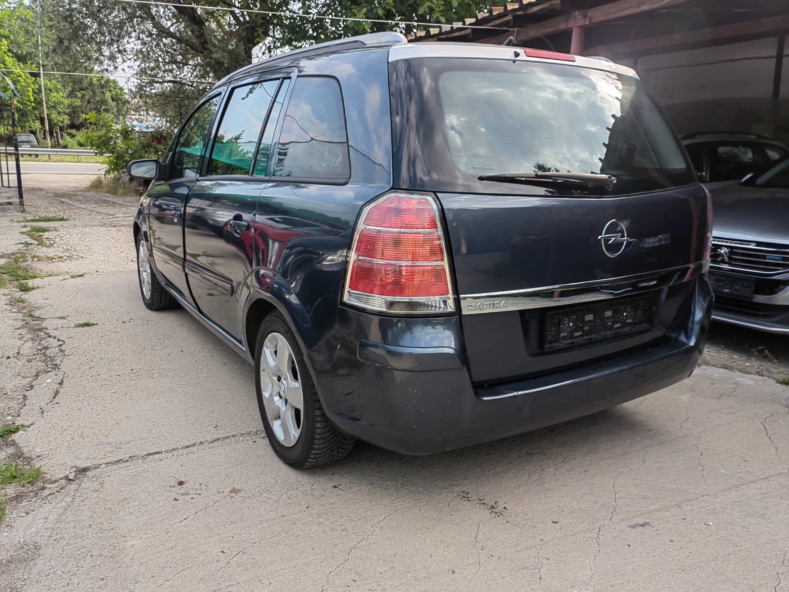 Opel Zafira 1.8 i Газ-Бензин - изображение 2