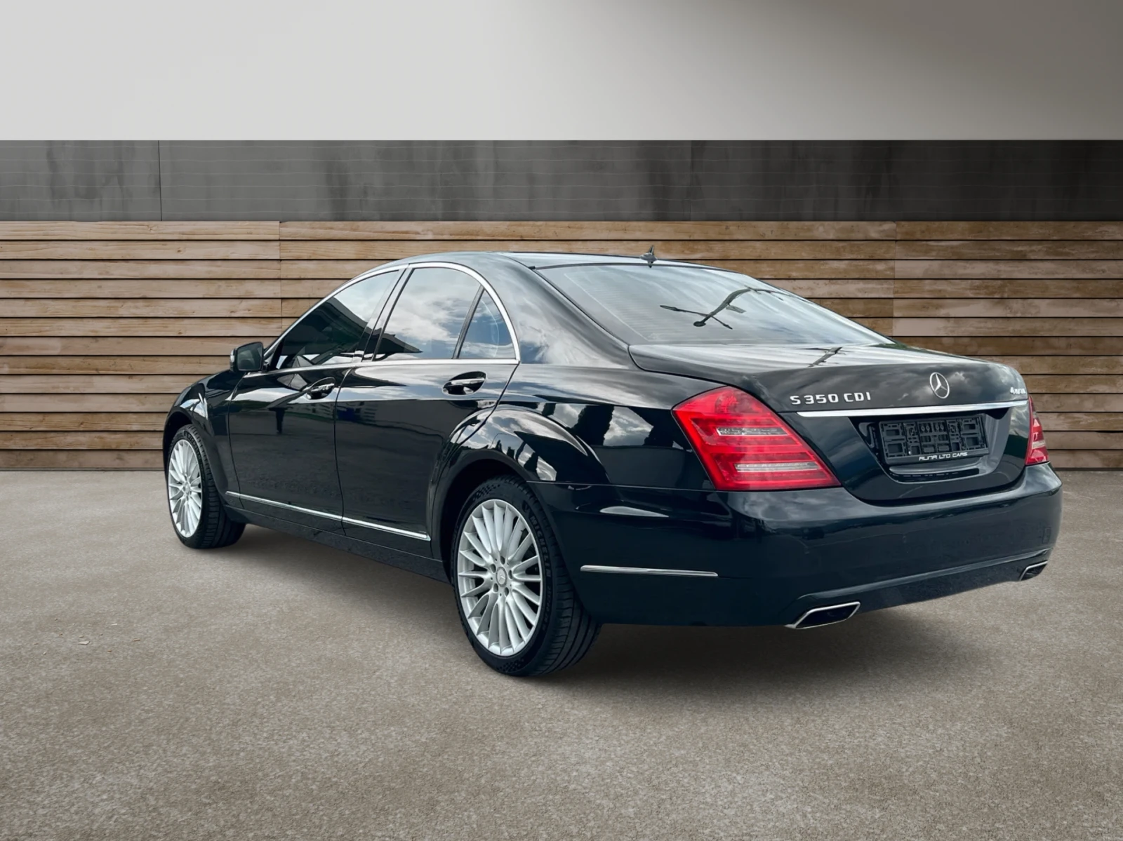 Mercedes-Benz S 350 CDi 4MATIC Night Harman Kardon Камера Актив.седалк - изображение 4