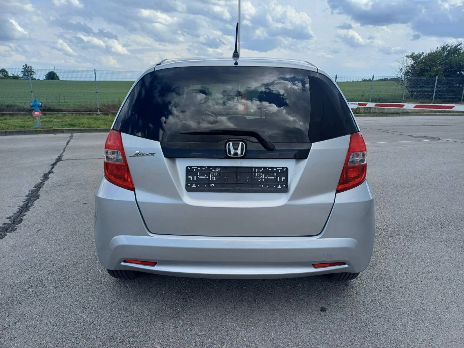 Honda Jazz 1.4 Benzin 99k.s. - изображение 5