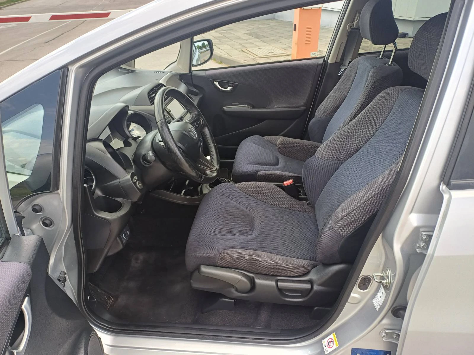 Honda Jazz 1.4 Benzin 99k.s. - изображение 7